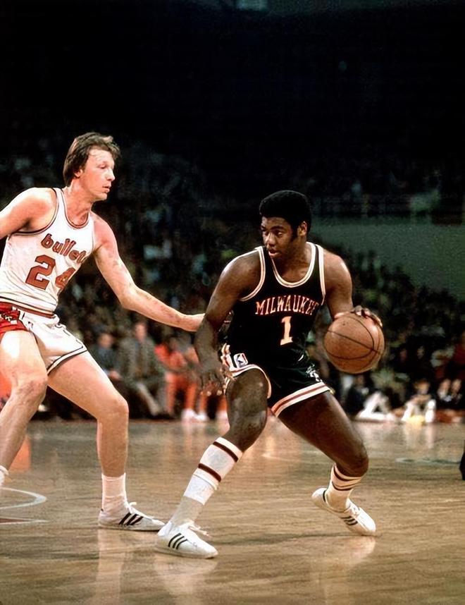 祖巴茨提到 祖巴茨提到