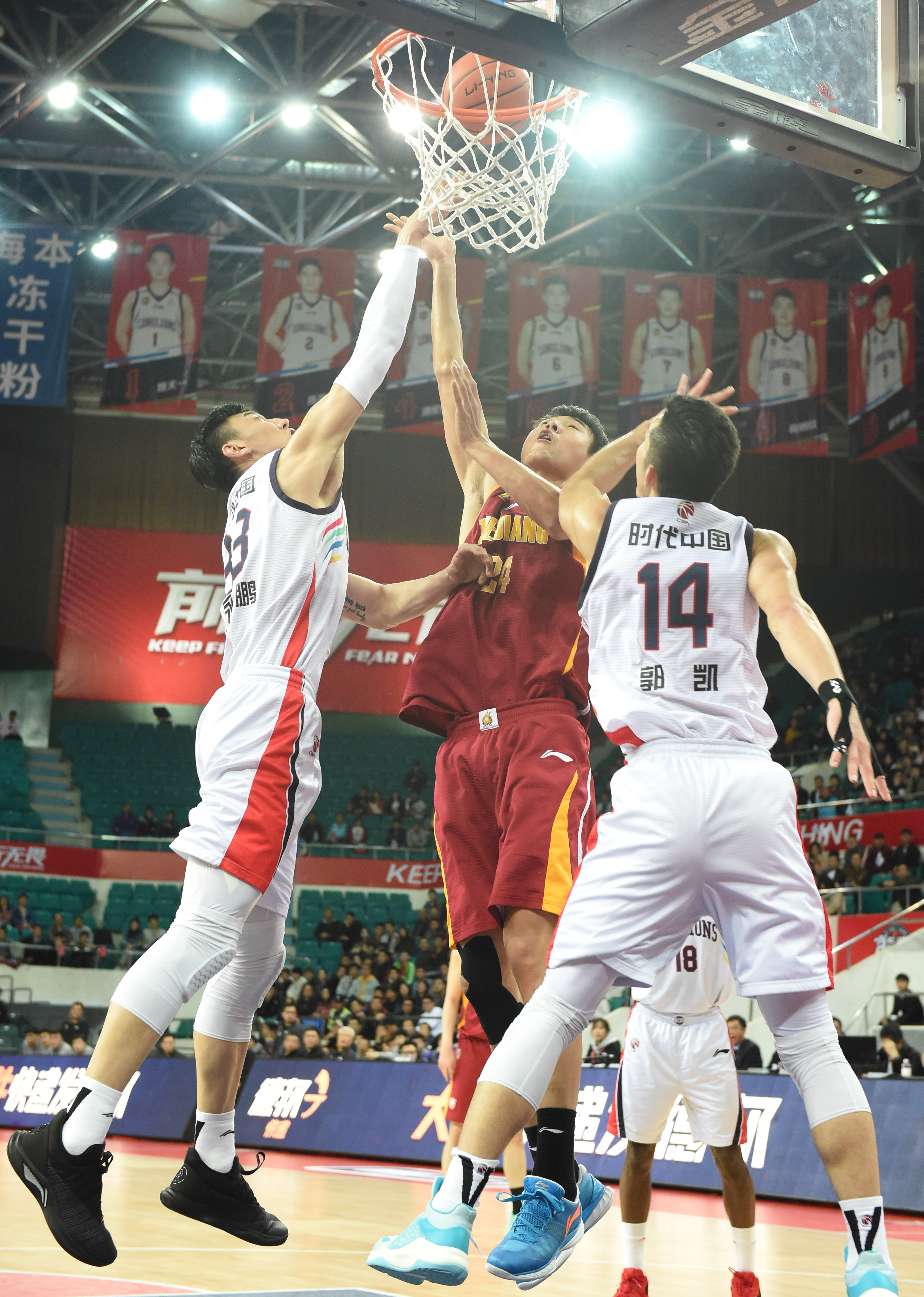 同时提升进 同时提升进